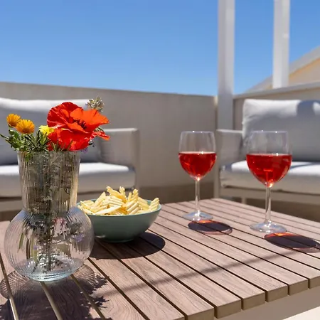 Guesthost - Borgo 84 - Terrazza Mare Appartement *