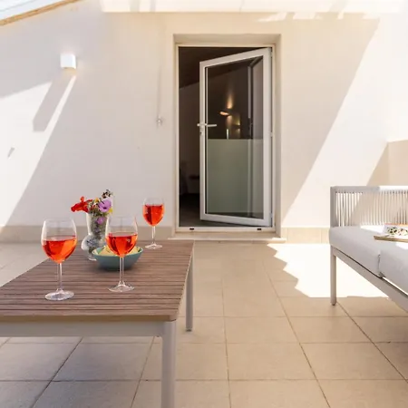 Guesthost - Borgo 84 - Terrazza Mare Apartman